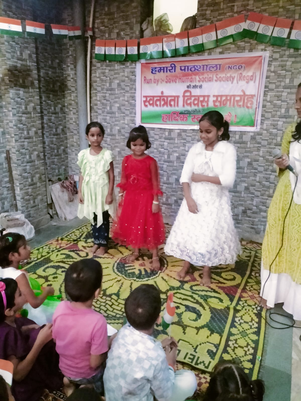 c0832863-ba2b-407e-b228-399ea513118e